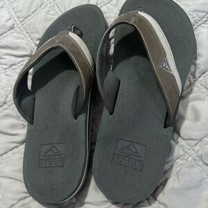 Reef Men's Gray and Brown Sandals